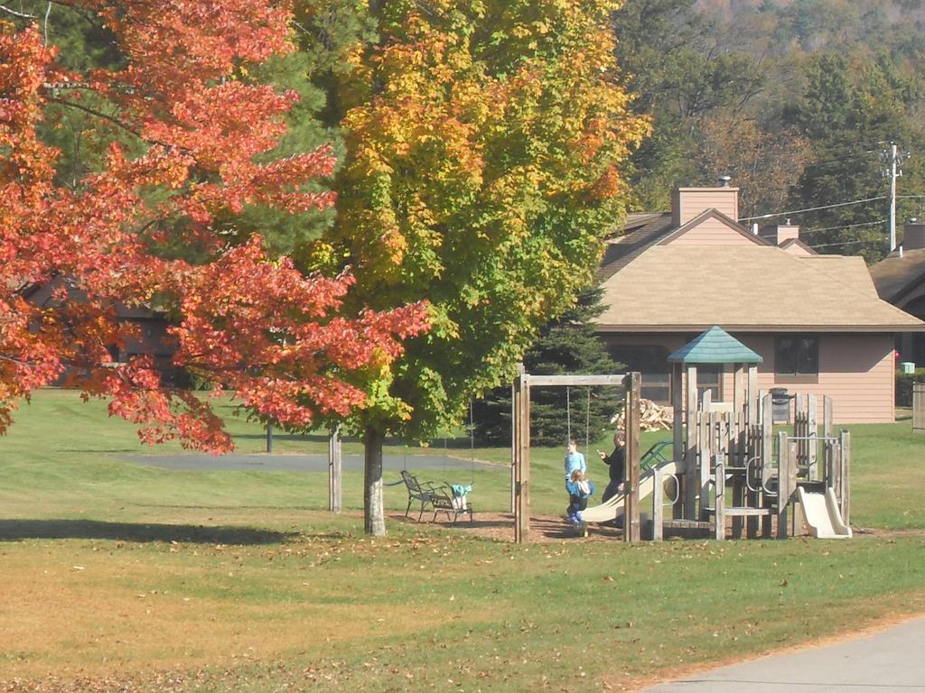 Jack O'Lantern Resort Lodging Woodstock Exteriör bild